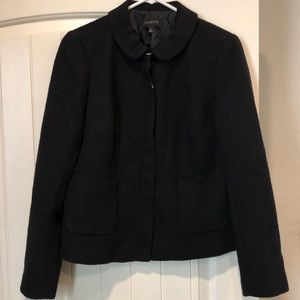 Black textured ladies zipper jacket